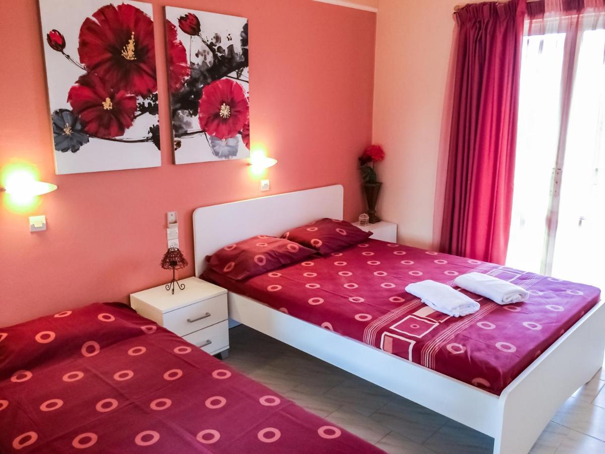 Athina Studios Argassi Rum bild